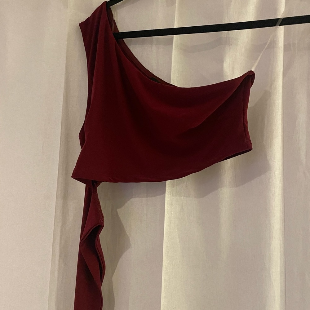 Etiquette Boutique Crop Top